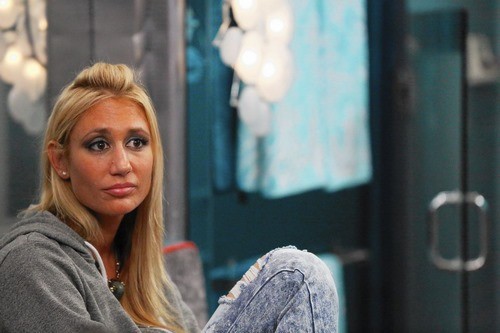 تحصیلات این زن پوکریست