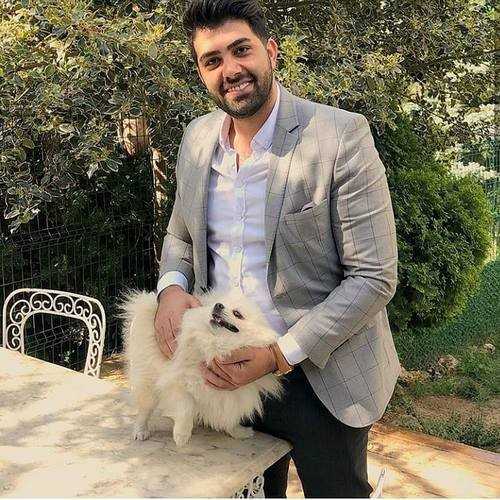 مهدی شیخ کلاه بردار است؟