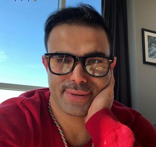 وحید خزایی کیست؟