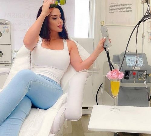 حنانه مهرگان