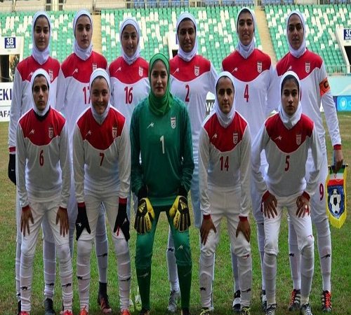 فوتبالیست های زن ایرانی