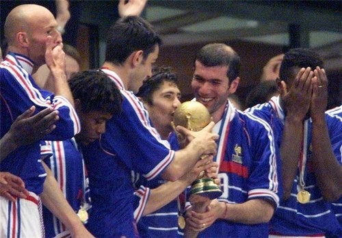 بهترین بازیکن جام جهانی 1998 چه کسی بود؟